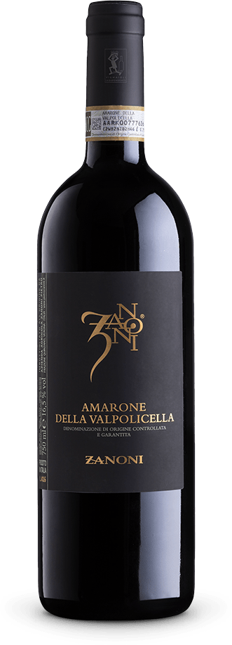 Vino simbolo e portabandiera nel mondo della Valpolicella, l’Amarone nasce dalla forza e dalla concentrazione delle nostre uve appassite con metodi tradizionali.